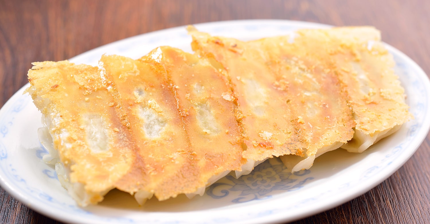 駅チカ！つつみ菜で食べる餃子も◎！